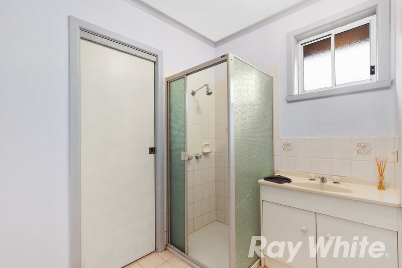 Photo - 13 Inglewood Avenue, Forest Hill VIC 3131 - Image 8