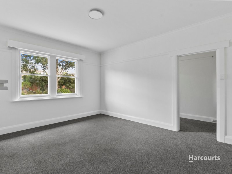 Photo - 1/3 Inglis Street, New Town TAS 7008 - Image 4