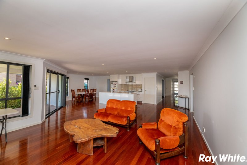 Photo - 13 Isabella Parade, Forster NSW 2428 - Image 6