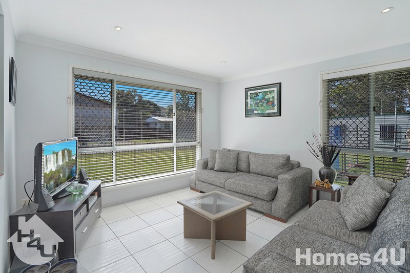 Photo - 13 Isobel Street, Clontarf QLD 4019 - Image 3