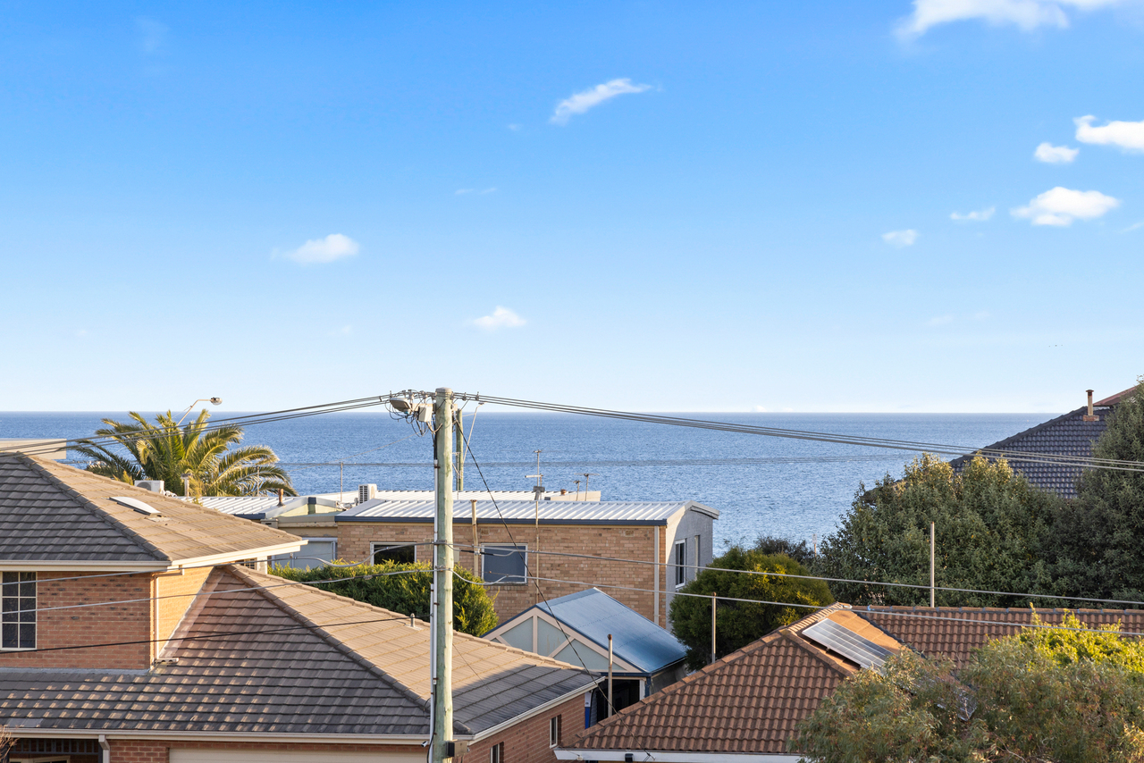 6-bedroom house at 13 JAMES STREET, Mordialloc VIC 3195, , Victoria
