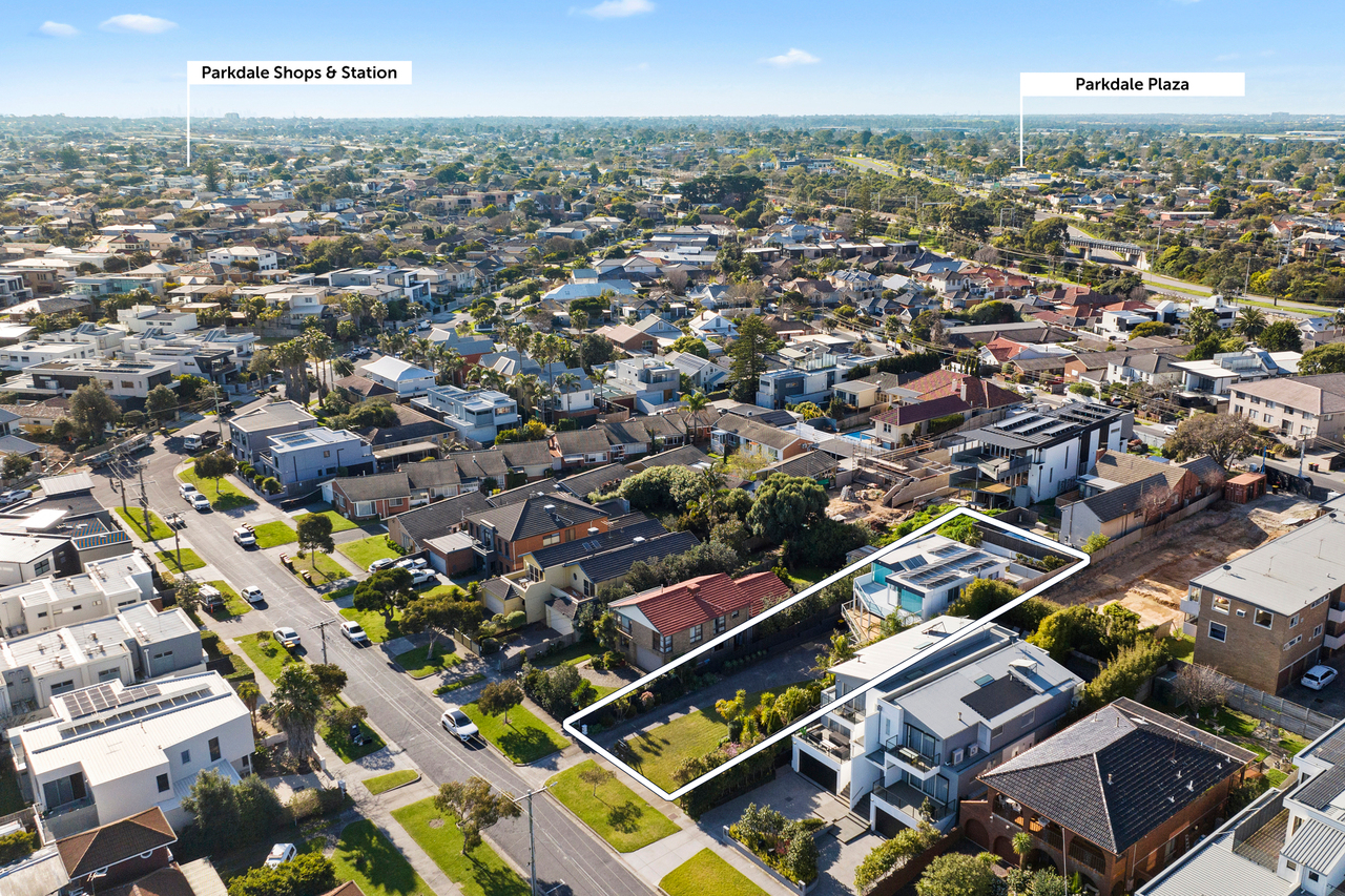 6-bedroom house at 13 JAMES STREET, Mordialloc VIC 3195, , Victoria