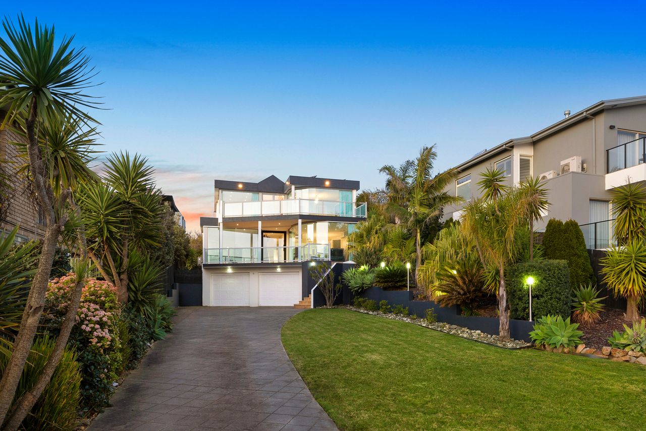 6-bedroom house at 13 JAMES STREET, Mordialloc VIC 3195, , Victoria