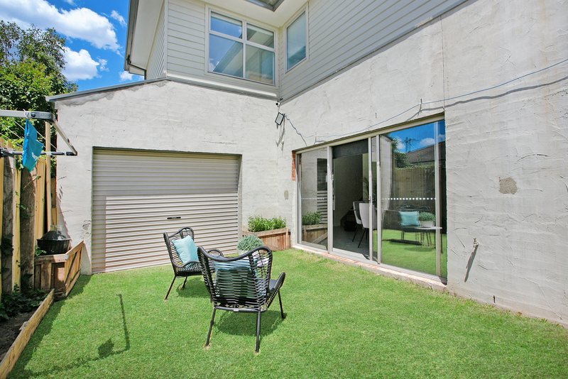 Photo - 1/3 Jean Street, Reservoir VIC 3073 - Image 14