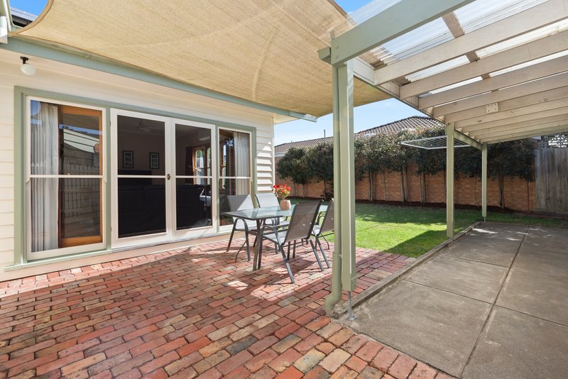 Photo - 13 Jillian Avenue, Highett VIC 3190 - Image 11