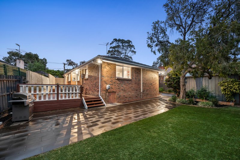 Photo - 13 Jobert Court, Blackburn South VIC 3130 - Image 13