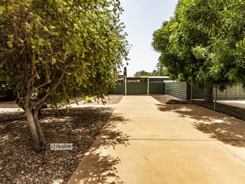 Photo - 13 Johannsen Street, Gillen NT 0870 - Image 16