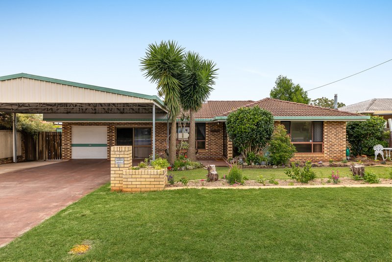 Photo - 13 Jondaryan Street, Newtown QLD 4350 - Image 2