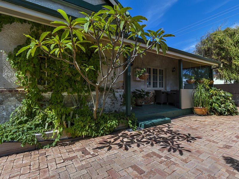 Photo - 13 Jose Street, Beachlands WA 6530 - Image 15