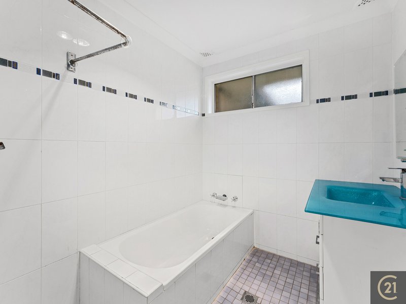 Photo - 13 Josephine Crescent, Moorebank NSW 2170 - Image 7