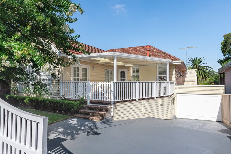 Photo - 13 Kanoona Street, Caringbah South NSW 2229 - Image 6