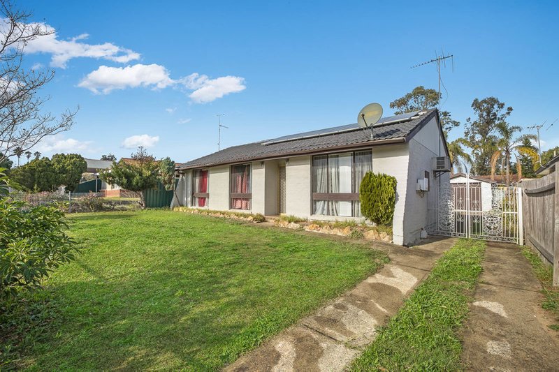 Photo - 13 Karuah Street, Doonside NSW 2767 - Image 2