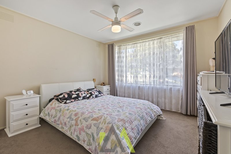 Photo - 13 Kashmir Crescent, Frankston VIC 3199 - Image 7