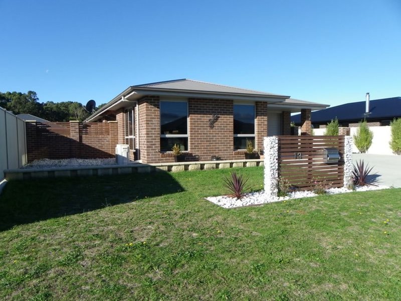 Photo - 13 Katelyn Drive, Wynyard TAS 7325 - Image 14