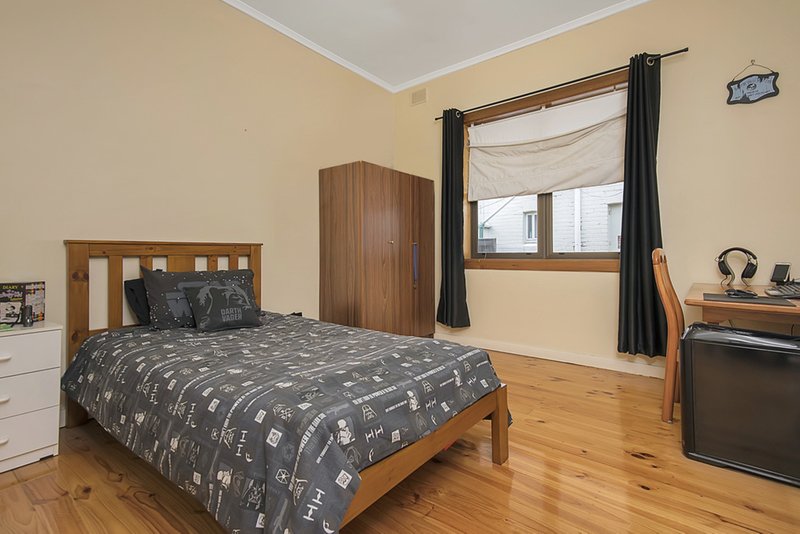 Photo - 13 Katoomba Terrace, Largs North SA 5016 - Image 10