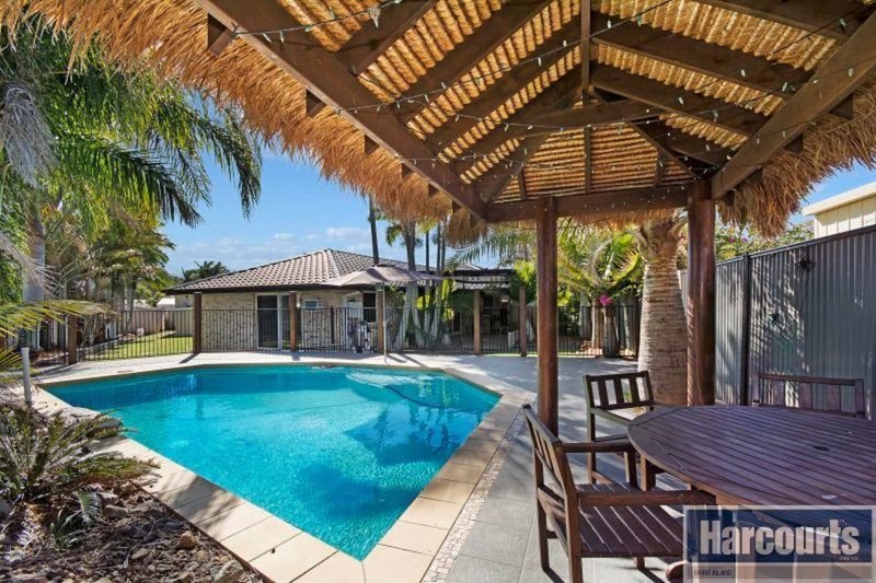 Photo - 13 Keith Ct , Sandstone Point QLD 4511 - Image 1