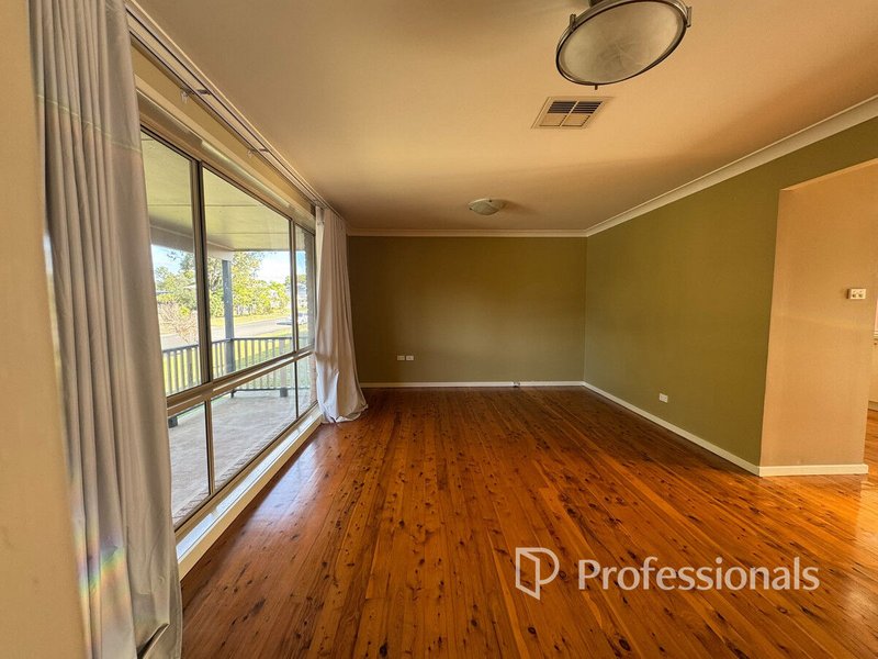 Photo - 13 Kempsey , Jamisontown NSW 2750 - Image 4