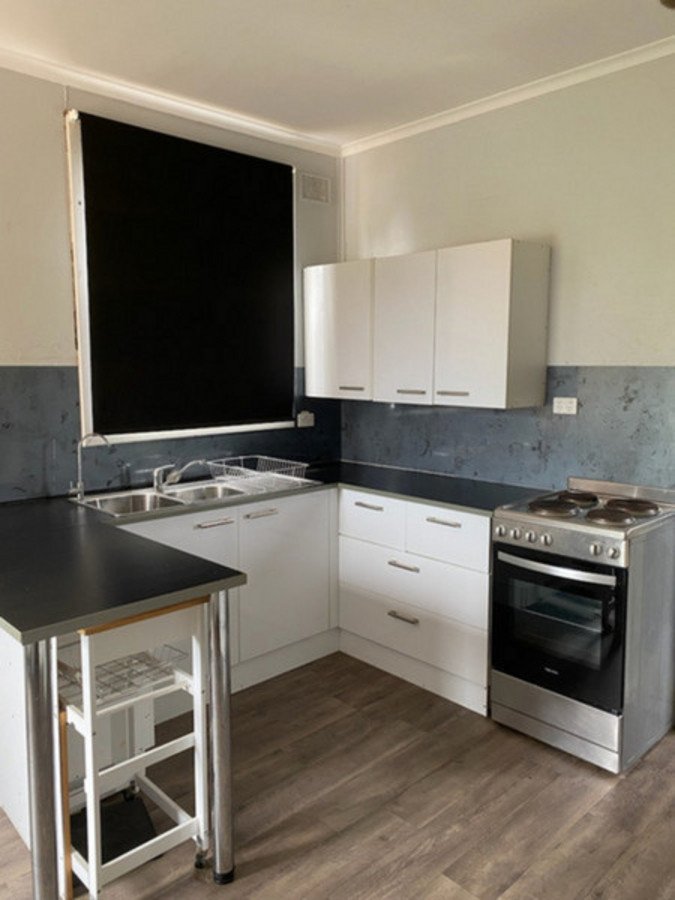 Photo - 13 Kentish Road, Elizabeth Downs SA 5113 - Image 4
