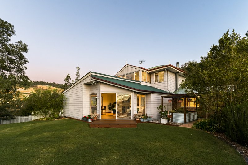Photo - 13 Keryn Place, Keperra QLD 4054 - Image 4