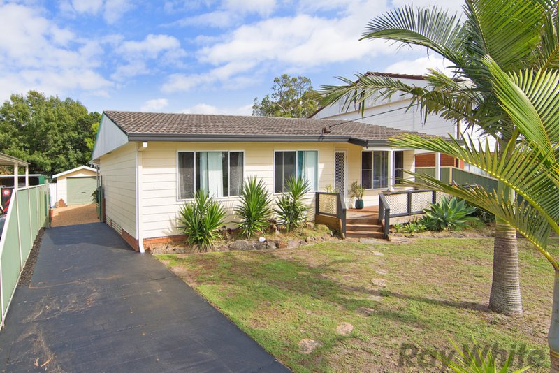 13 Kewalo Avenue, Budgewoi NSW 2262