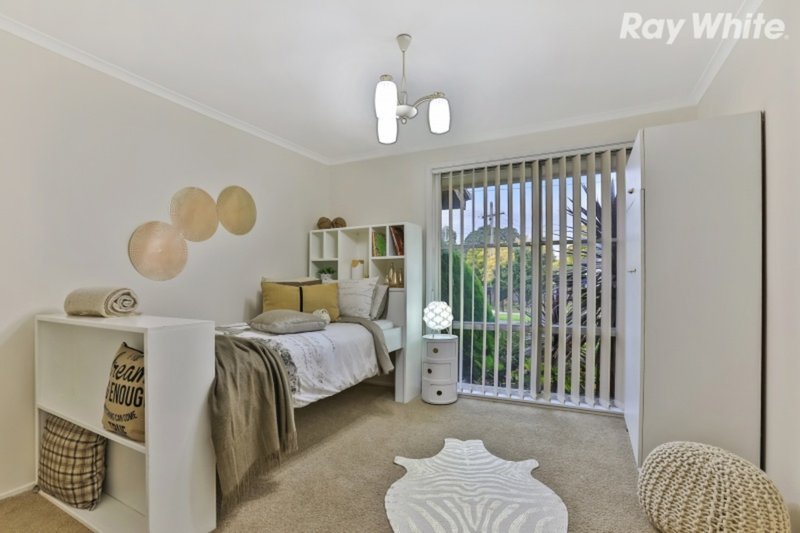 Photo - 13 Kilbride Street, Keysborough VIC 3173 - Image 6