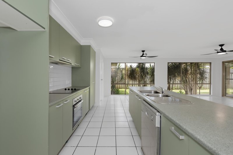 Photo - 13 Killarney Court, Ormeau QLD 4208 - Image 2