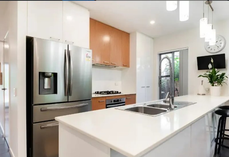 Photo - 13 King Orchid Circuit, Coomera QLD 4209 - Image 7