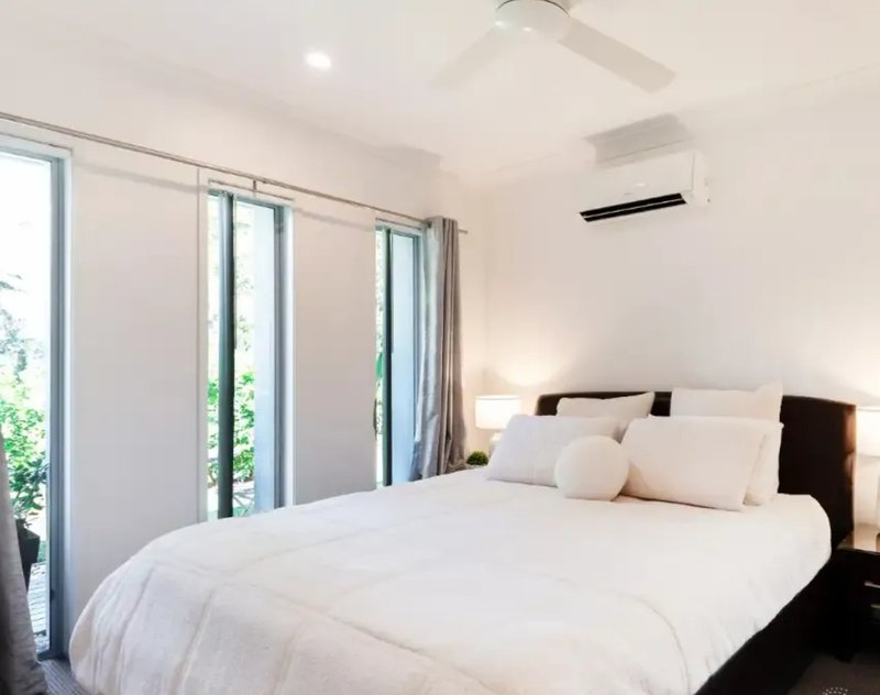 Photo - 13 King Orchid Circuit, Coomera QLD 4209 - Image 11