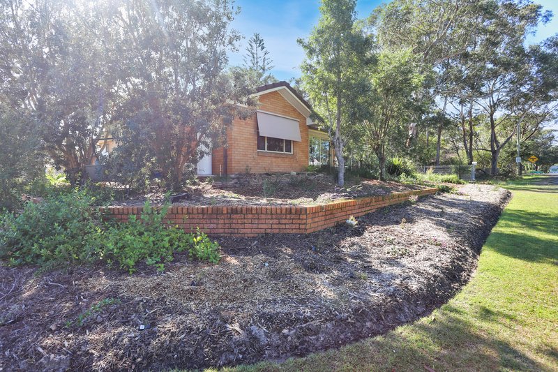 Photo - 13 Kingfisher Avenue, Hawks Nest NSW 2324 - Image 2