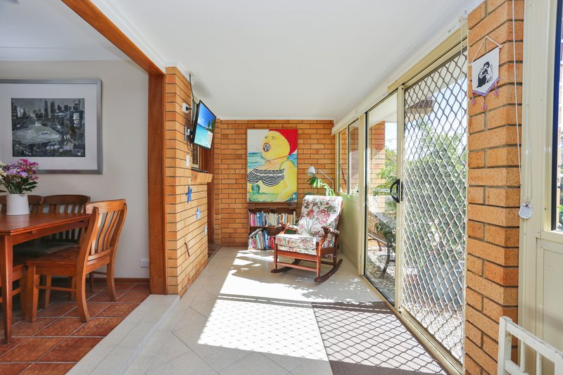 Photo - 13 Kingfisher Avenue, Hawks Nest NSW 2324 - Image 10