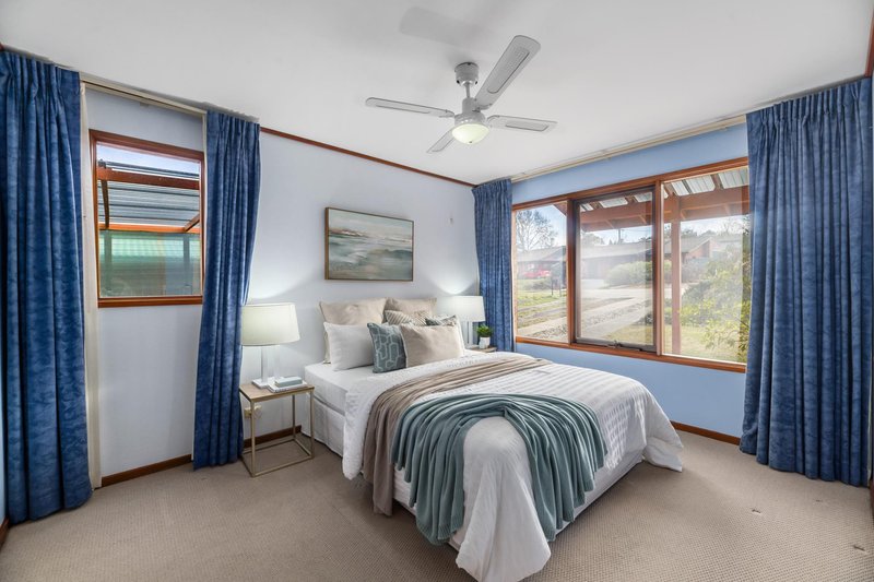 Photo - 13 Kingsbury Street, Gowrie ACT 2904 - Image 13