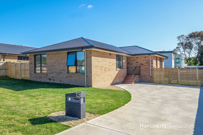 13 Kingsgate Circle, Huntingfield TAS 7055