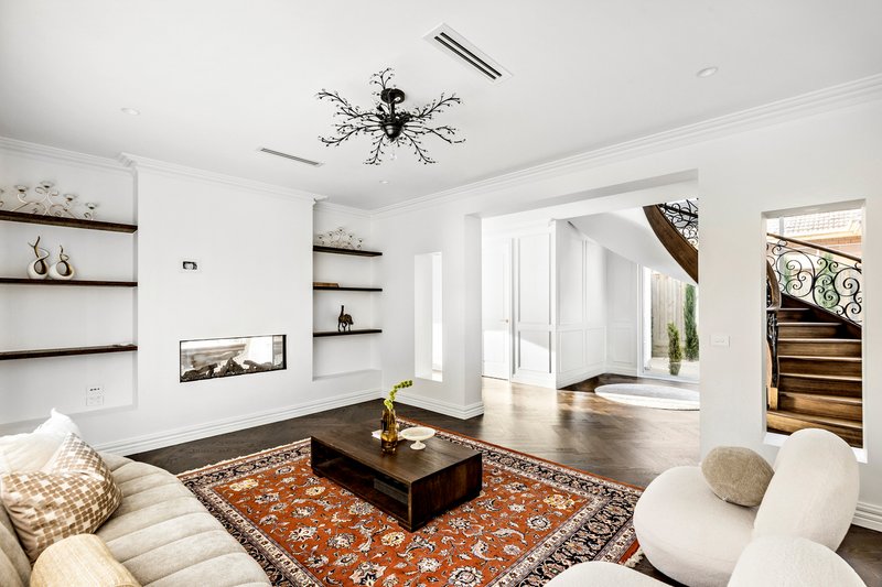 Photo - 13 Kirbister Street, Pascoe Vale VIC 3044 - Image 6