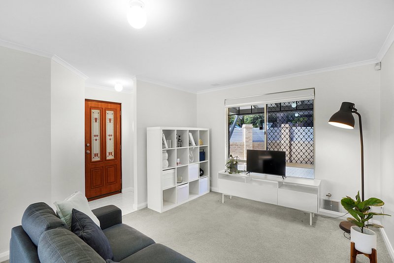 Photo - 1/3 Knight Avenue, Yokine WA 6060 - Image 6