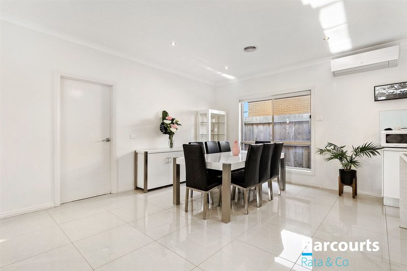 Photo - 13 Koukoura Drive, Epping VIC 3076 - Image 5