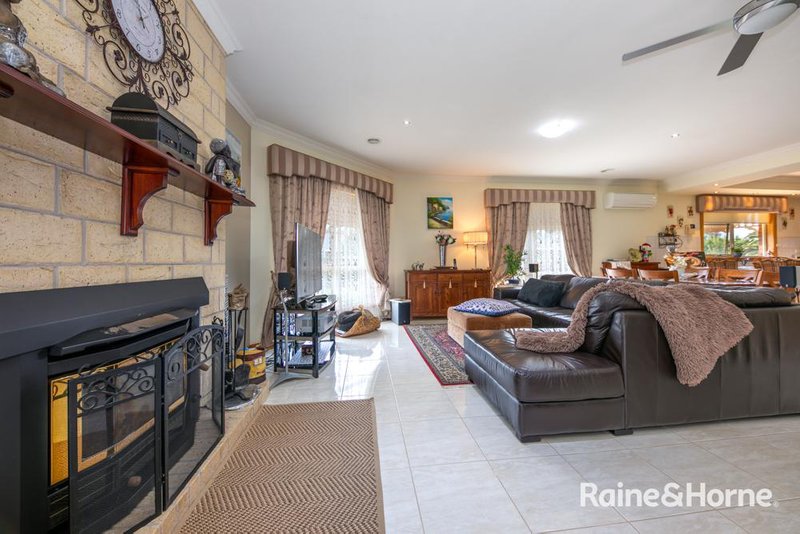 Photo - 13 Kumbari Court, New Gisborne VIC 3438 - Image 10