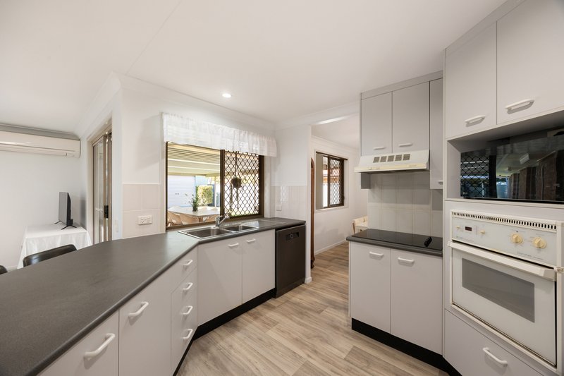Photo - 13 Kuralo Place, Bald Hills QLD 4036 - Image 6