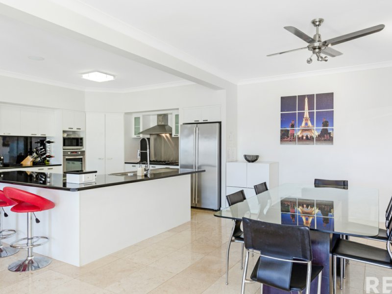 Photo - 13 Laceflower Court, Reedy Creek QLD 4227 - Image 5