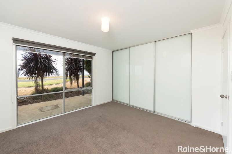 Photo - 13 Lake Road, Milang SA 5256 - Image 7