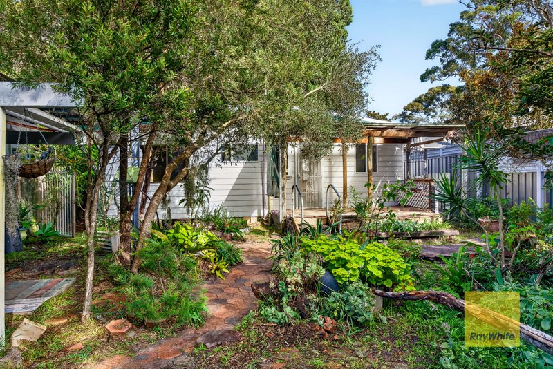 Photo - 13 Lake View Parade, Umina Beach NSW 2257 - Image 12