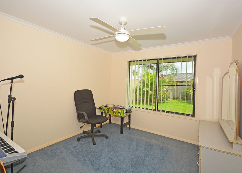 Photo - 13 Lakeridge Drive, Dundowran QLD 4655 - Image 16