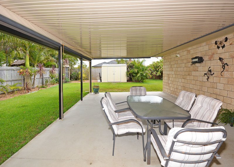 Photo - 13 Lakeridge Drive, Dundowran QLD 4655 - Image 17