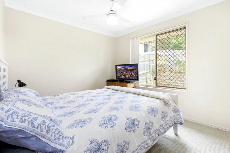 Photo - 13 Lakes Entrance Drive, Springfield Lakes QLD 4300 - Image 13