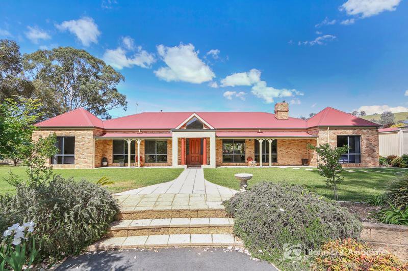 13 Lambourn Drive, Wodonga VIC 3690