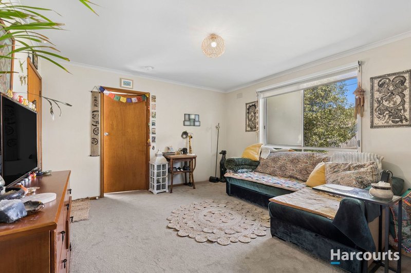 Photo - 1/3 Lancaster Avenue, Newcomb VIC 3219 - Image 2