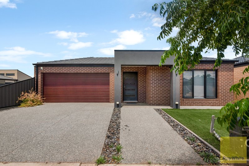 Photo - 13 Larissa Street, Tarneit VIC 3029 - Image 1