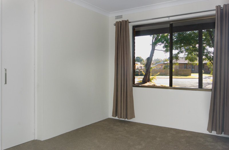 Photo - 13 Larmer Close, Broulee NSW 2537 - Image 8