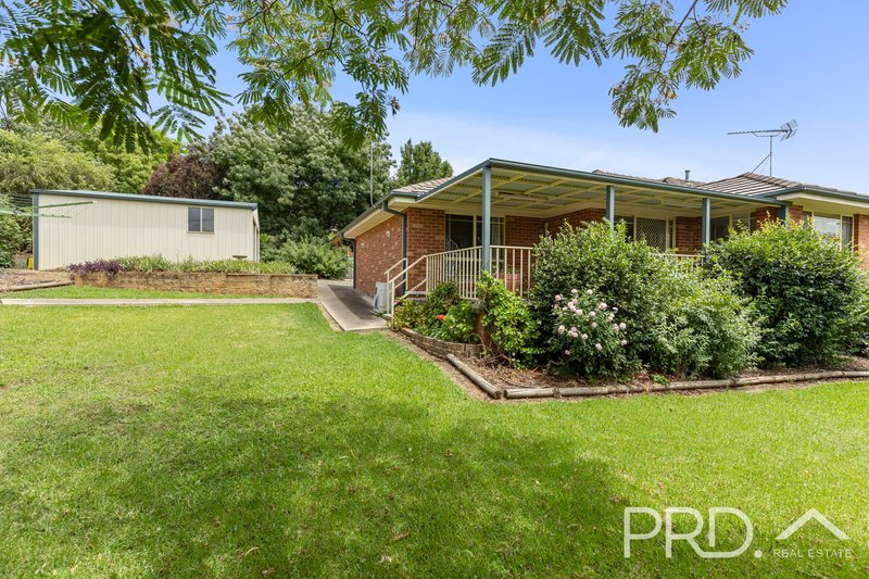 13 Lawson Drive, Gundagai NSW 2722