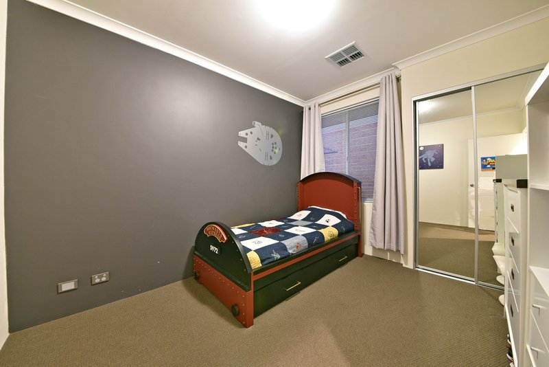 Photo - 13 Ledbury Way, Alkimos WA 6038 - Image 13