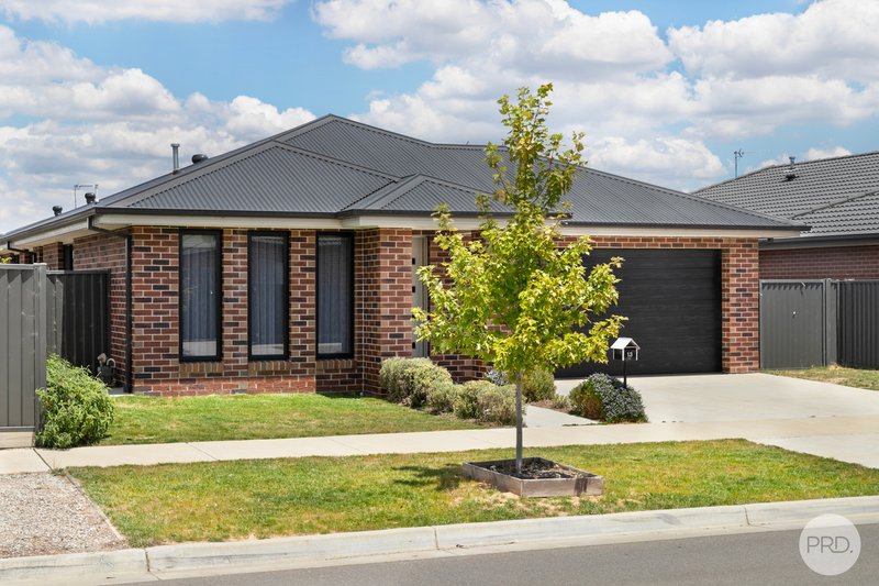 13 Lee Road, Lucas VIC 3350